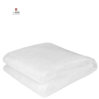Plastica di tipo HDPE Insect Bird Bug Barrier Mesh con stringhe di trazione per la coltivazione di alberi da frutto Protezione copertura sacchetto di rete in bianco