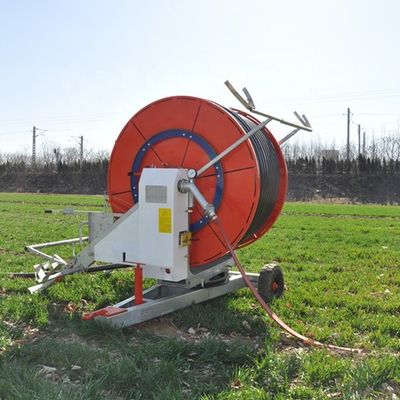 Piccole macchine agricole moderne sistema di irrigazione lineare con tubo di 90 cm di diametro