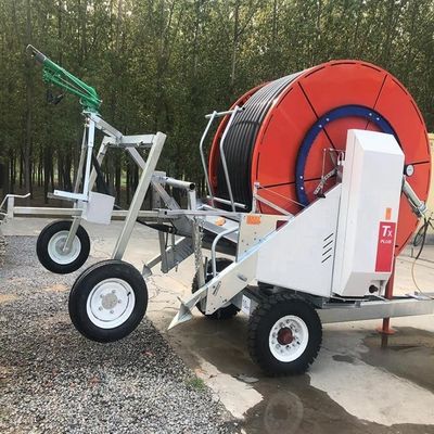 Monitoraggio remoto Agricoltura Mobile Pistola piovana Sprinkler Macchina di risparmio di irrigazione JP90-400 Sistema di irrigazione a bobine di tubo