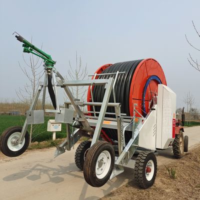 Monitoraggio remoto Agricoltura Mobile Pistola piovana Sprinkler Macchina di risparmio di irrigazione JP90-400 Sistema di irrigazione a bobine di tubo