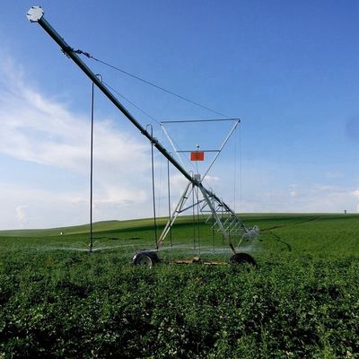 Agricoltura Caratteristica plastica Materiale semplice Origine dell'acqua Tipo Centro di servizio Copertura ISO Macchina di irrigazione all'avanguardia