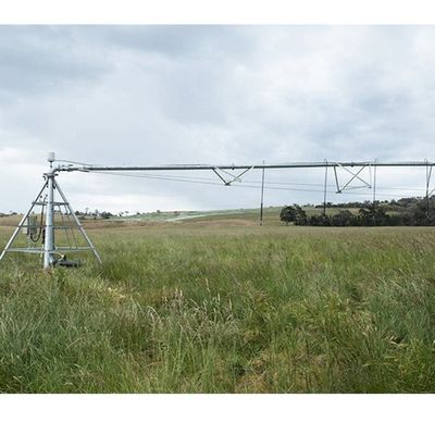 Sistema di irrigazione agricola a risparmio d'acqua Facile da mantenere Alta copertura Ambientale Diametro 168 cm
