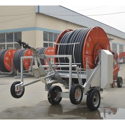 Sistema di irrigazione a bobina di tubo e irrigatore mobile