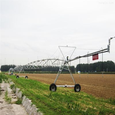 Centro agricolo Sistema di irrigazione pivot di aziende agricole con macchina di spruzzatura assiale e spruzzatore a rimorchio