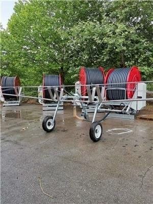 86 KG Sistema di irrigazione regolabile con bobina di tubo a spruzzo Potente e versatile Soluzione di irrigazione automatica avanzata IoT Truss