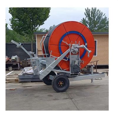 Sistema di irrigazione mobile Agricoltura Conservazione dell'acqua con bobina di tubo da 90-300tx e irrigatore mobile