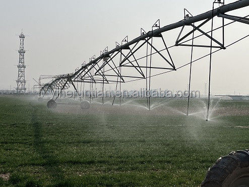 Migliora l'efficienza dell'agricoltura con il sistema di irrigazione a perno centrale superiore da 2200 kg