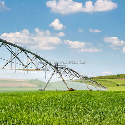 Sistema di irrigazione a perno centrale La soluzione definitiva per la conservazione dell'acqua nell'agricoltura