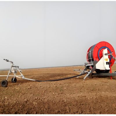 Grande pistola pioggia ruota d'acqua sistemi di irrigazione agricola aziendale motore con tubo in acciaio inossidabile girante bobina di rullo