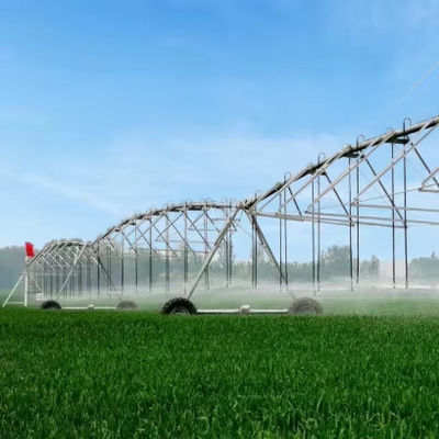 Centri agricoli alimentati a energia solare per l'irrigazione