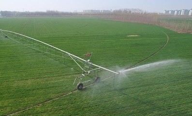 Centri agricoli alimentati a energia solare per l'irrigazione