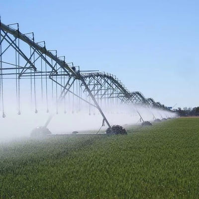 Spray per le imprese agricole prospere Pivot centrale a prova di stagione che offre prestazioni costanti