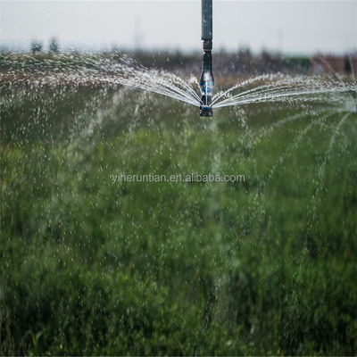 Big Farms Center Pivot Sistema di irrigazione solare Core Bearing Linear Move Agricultural Sprinkler Machine 168 cm di diametro