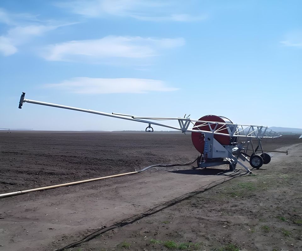 Diametro 2360 cm Agricoltura Viaggi mobili Ruota d'acqua Grande pistola pioggia Tubo bobina Sprinkler Sistema di irrigazione con boom