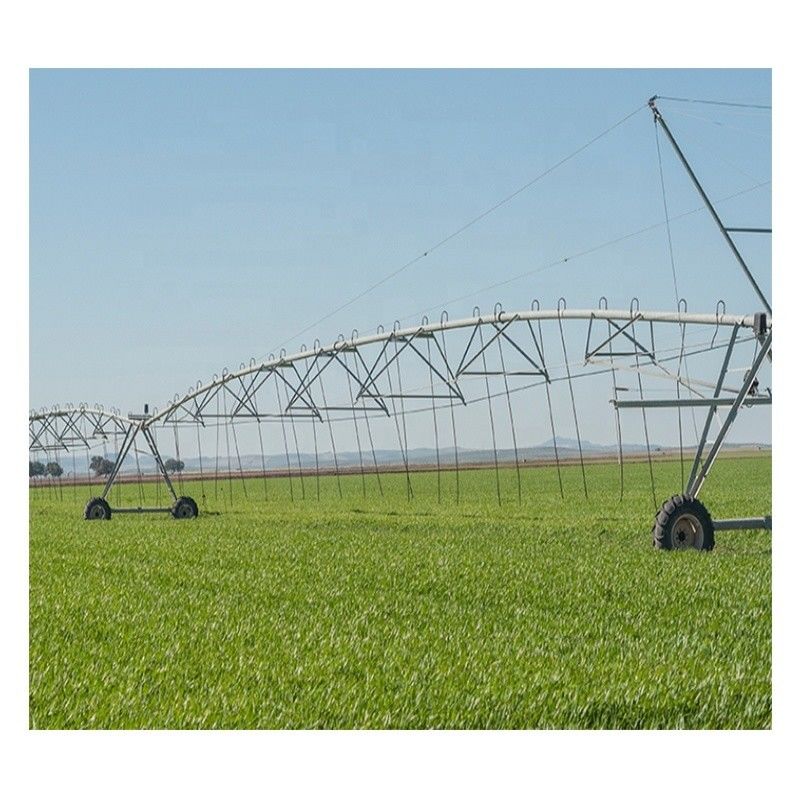 Centrale di irrigazione a pivot per l'agricoltura