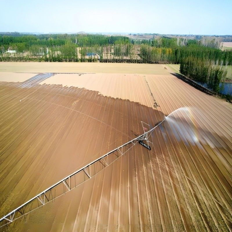 2200 KG Negozi di riparazione di macchinari Grandi cannoni agricoli Centro fisso Sistema di irrigazione pivotante per prati e terreni agricoli