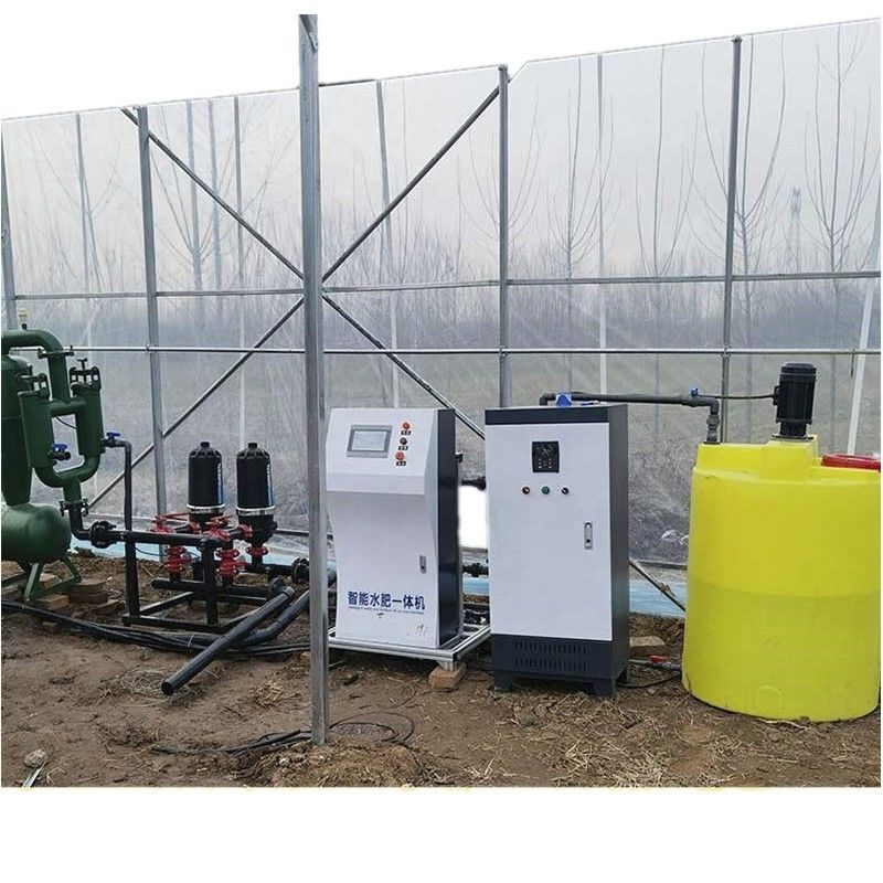 Coltivazione senza suolo Intelligente Irrigazione a goccia Macchina integrata con acqua e fertilizzante con materiale metallico 80 kg di capacità