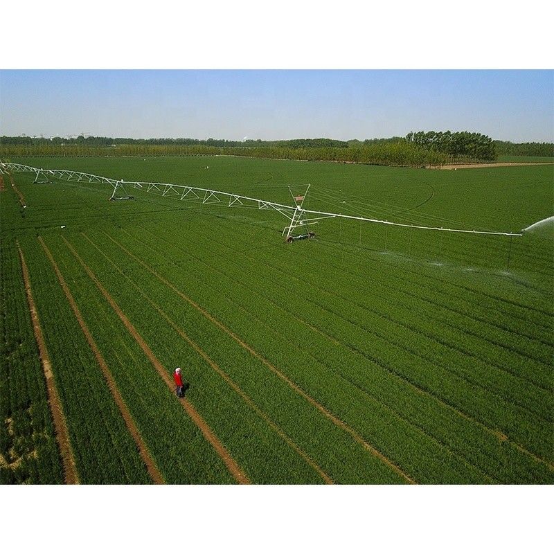 Sistema di irrigazione a pivotamento centrale mobile stile rimorchio laterale mobile Agricoltura Sprinkler con componenti portanti di base