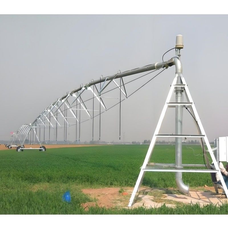 Sprinkler a pivotamento centrale per sistemi di irrigazione di grandi aziende agricole in altri paesi